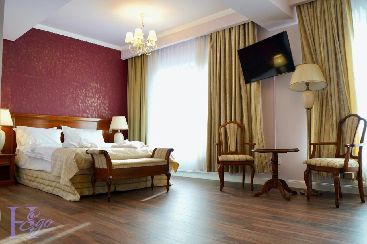 Hego (Adults Only) Hotel Hunedoara Buitenkant foto