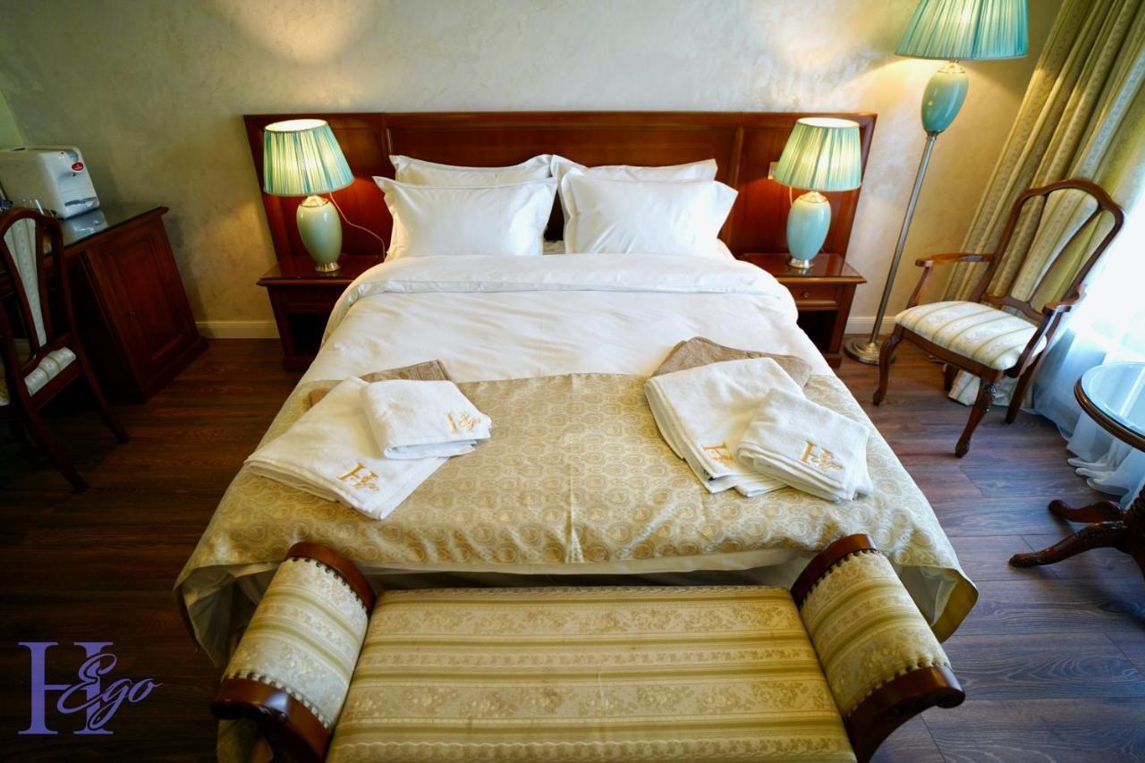 Hego (Adults Only) Hotel Hunedoara Buitenkant foto