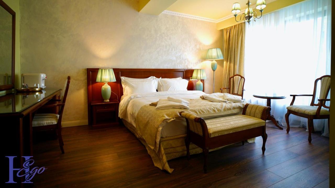 Hego (Adults Only) Hotel Hunedoara Buitenkant foto